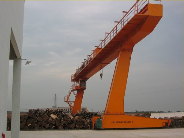 MDG型通用門式起重機(jī).jpg MDG型起重機(jī)